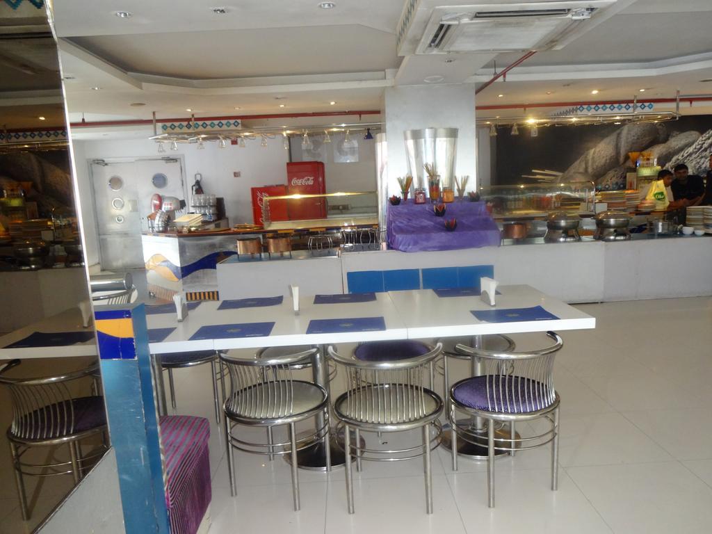 Ohris Banjara Hotel Hyderabad Eksteriør billede
