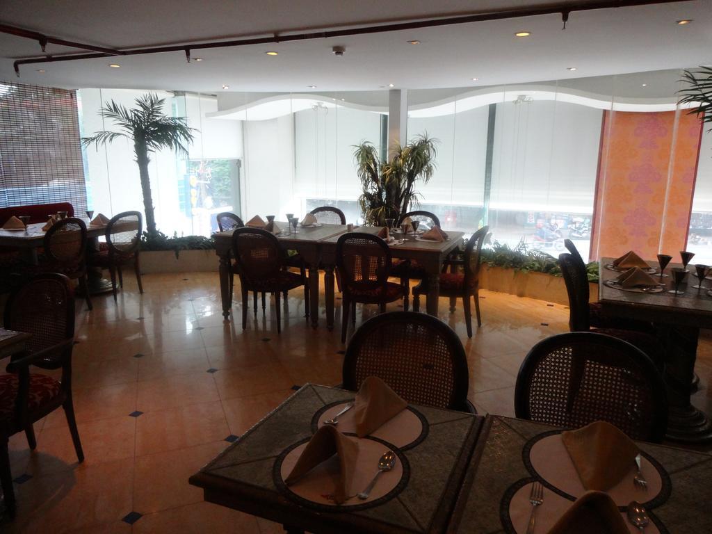 Ohris Banjara Hotel Hyderabad Eksteriør billede