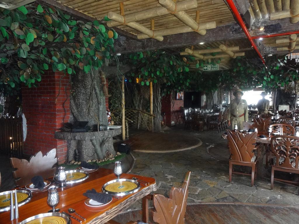 Ohris Banjara Hotel Hyderabad Eksteriør billede