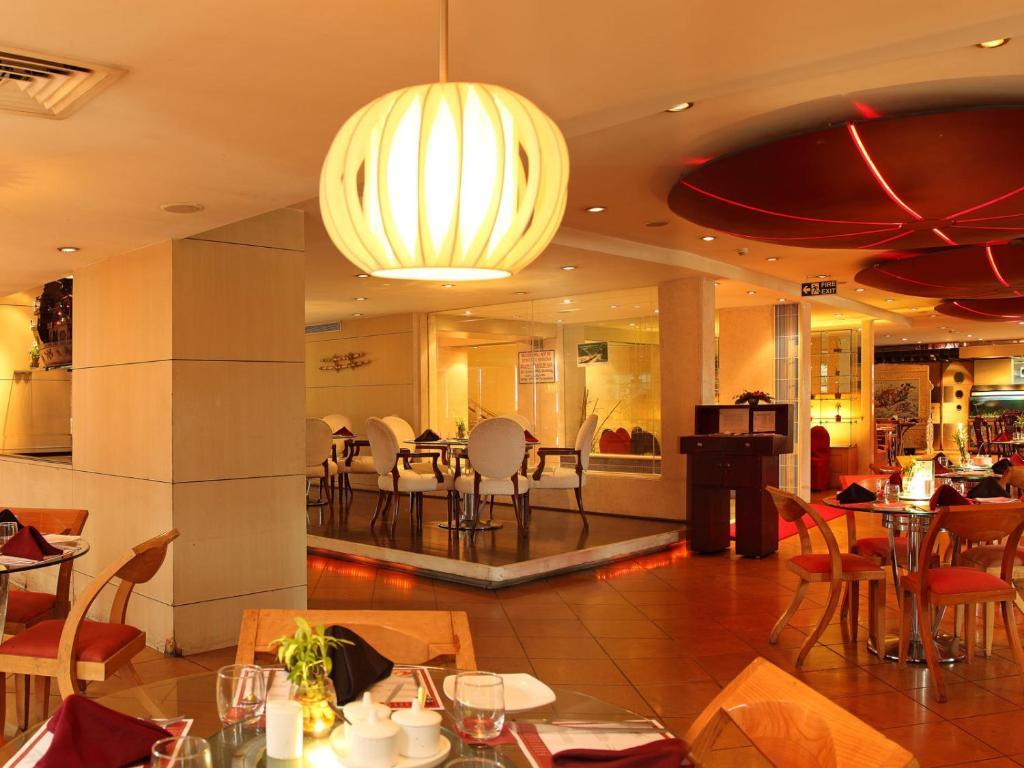 Ohris Banjara Hotel Hyderabad Eksteriør billede